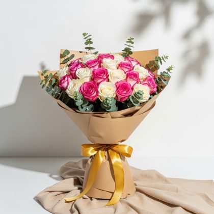 41'Li Karışık Pembe Beyaz Gül Buketi