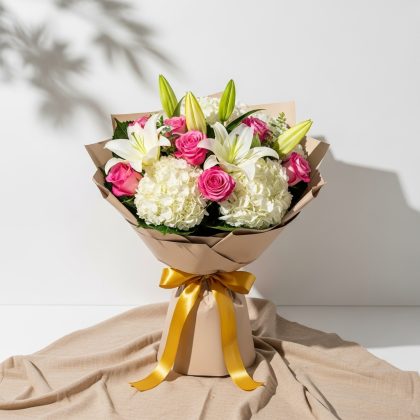 Karışık Beyaz Pembe Ortanca & Lilyum & Gül Buketi