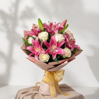 Karışık Pembe Beyaz Lilyum & Gül Buketi